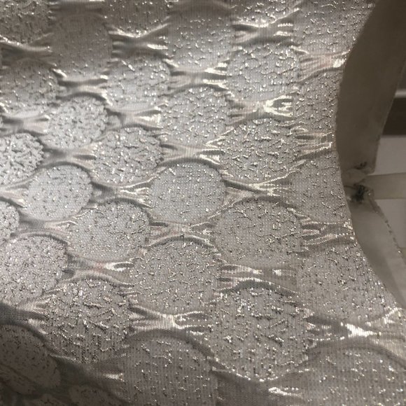 Eliza J  Off-white  and Gold dress Size 6P - Picture 3 of 3